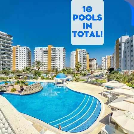 Luxury Two Bedroom In Caesar & Spa, Long شقة *