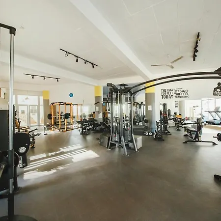 Luxury Two Bedroom In Caesar & Spa, Long