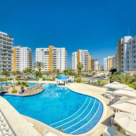Luxury Two Bedroom In Caesar & Spa, Long Apartment Perivolia tou Trikomou