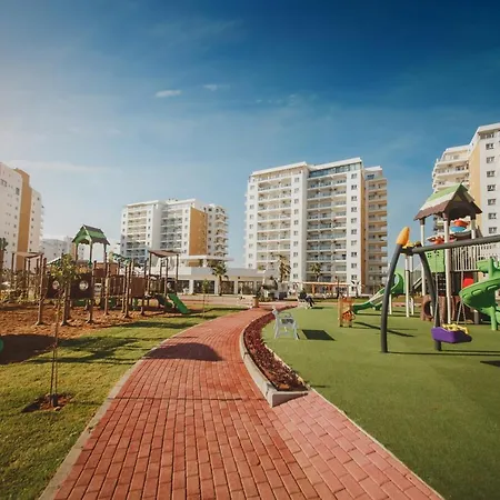 Luxury Two Bedroom In Caesar & Spa, Long Apartment *