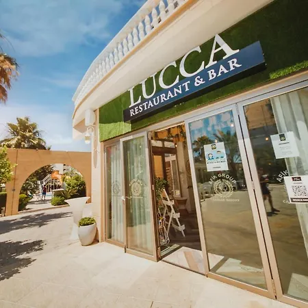 Luxury Two Bedroom In Caesar & Spa, Long *