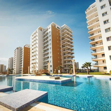 Luxury Two Bedroom In Caesar & Spa, Long *