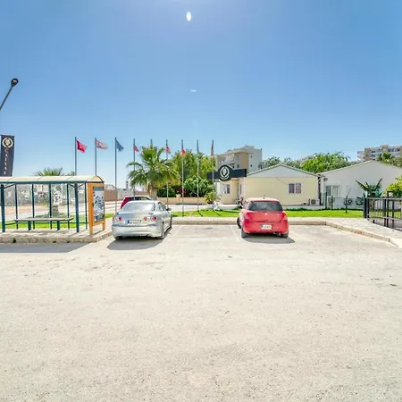Luxury Two Bedroom In Caesar & Spa, Long Perivolia tou Trikomou