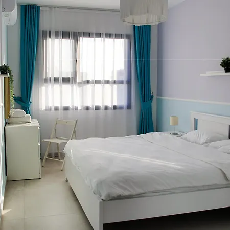 Apartment Luxury Two Bedroom In Caesar & Spa, Long *